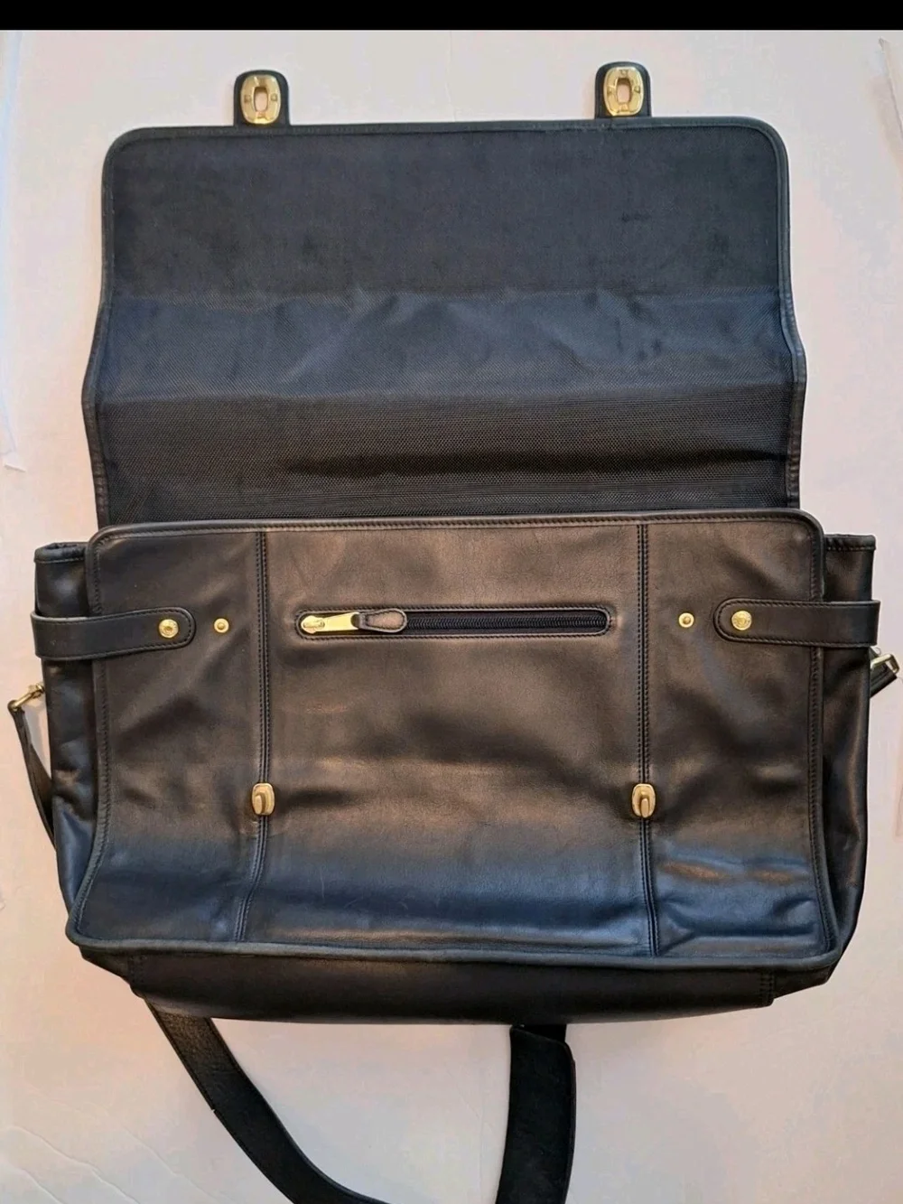 N/A classic black